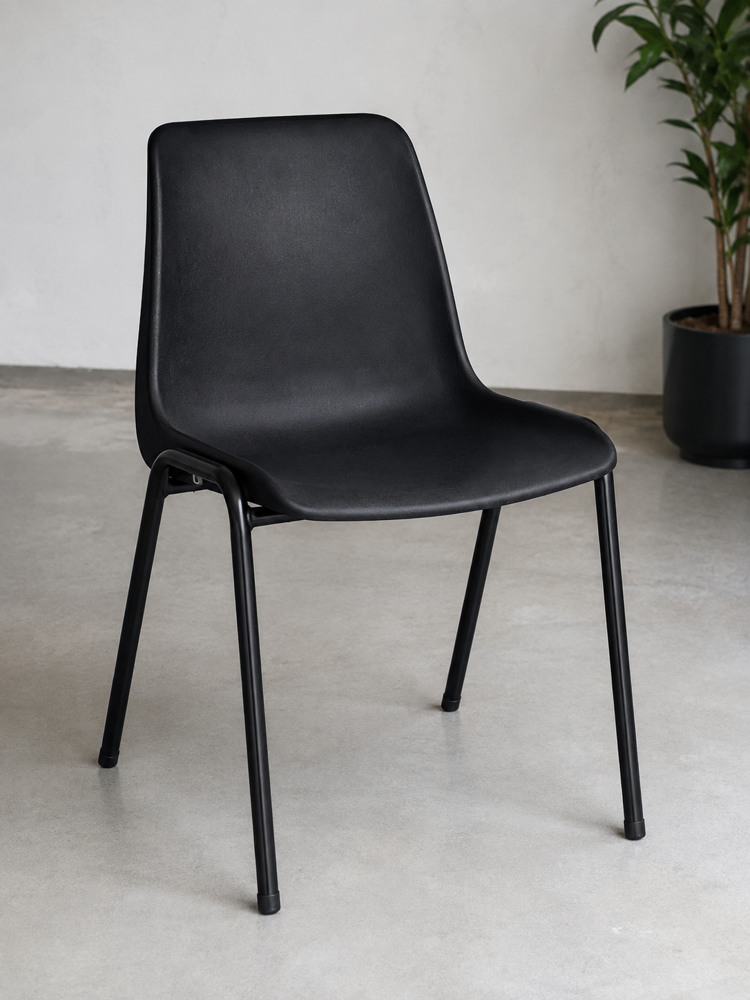 Chaise coqué noir