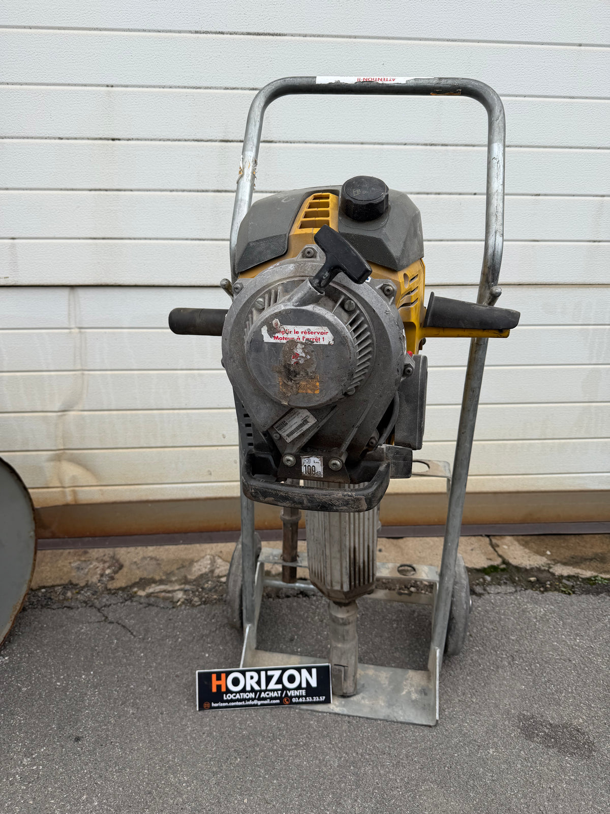 Marteau piqueur Wacker Neuson thermique BH55